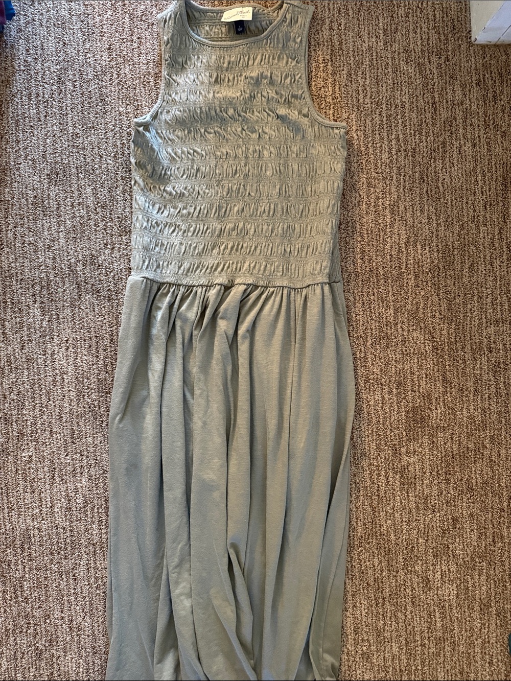 Universal Thread Sage Green Sleeveless Smocked Bodice Maxi Dress